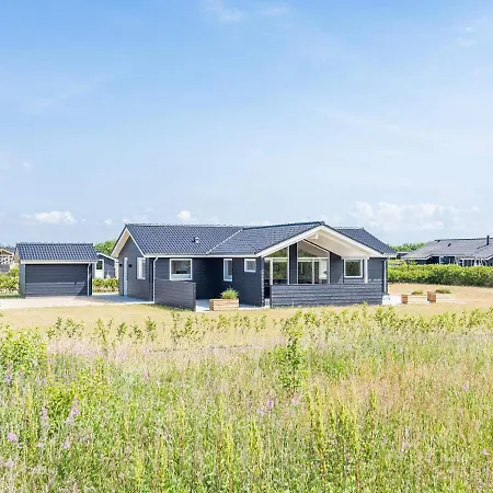 Semesterbostad Modern Retreat In Skaven - By Traum *