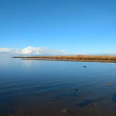 Modern Retreat In Skaven - By Traum *